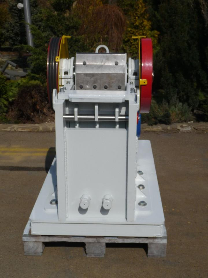 Labor BACKENBRECHER JC 500 - Щековая дробилка: фото 1 Labor BACKENBRECHER JC 500 - Щековая дробилка: фото 1