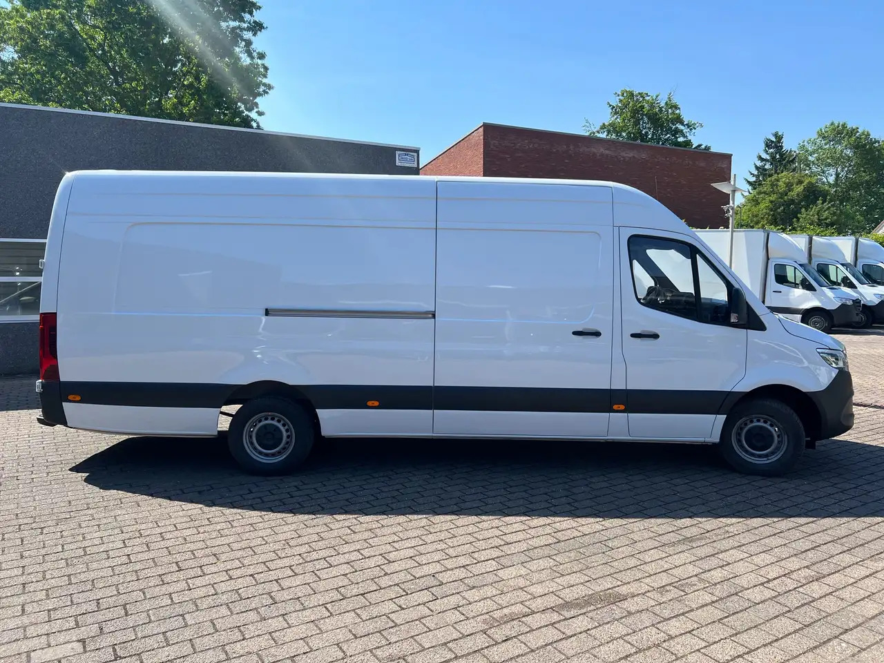 Mercedes-Benz Sprinter 314 L4H2 (31.500€ex)NAVI CAMERA 360° COMFORT - Цельнометаллический фургон: фото 3 Mercedes-Benz Sprinter 314 L4H2 (31.500€ex)NAVI CAMERA 360° COMFORT - Цельнометаллический фургон: фото 3