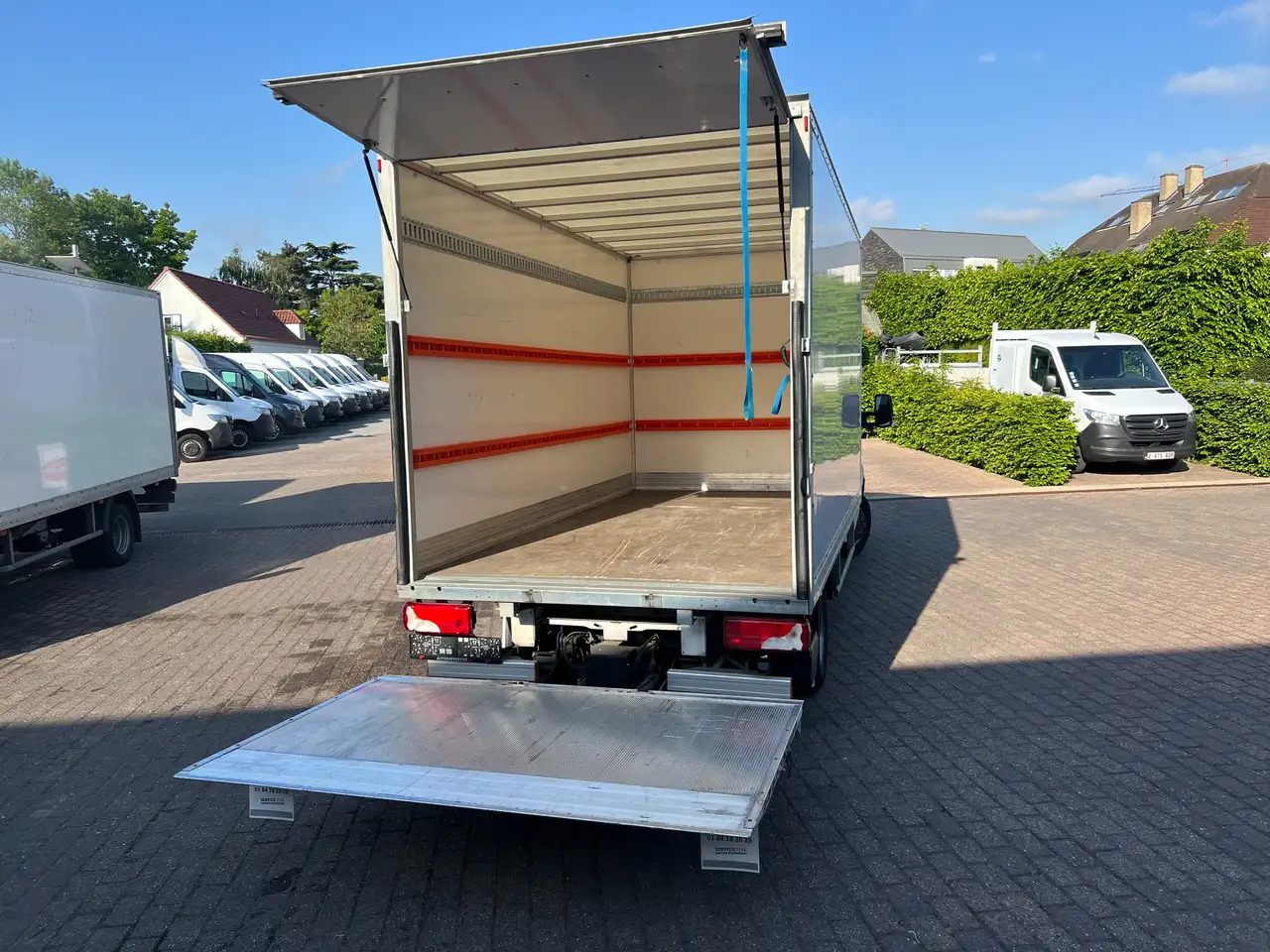 Mercedes-Benz Sprinter 515 KAST+LIFT + SPOILER (36.500ex) 2.300M - Фургон с закрытым кузовом: фото 5 Mercedes-Benz Sprinter 515 KAST+LIFT + SPOILER (36.500ex) 2.300M - Фургон с закрытым кузовом: фото 5