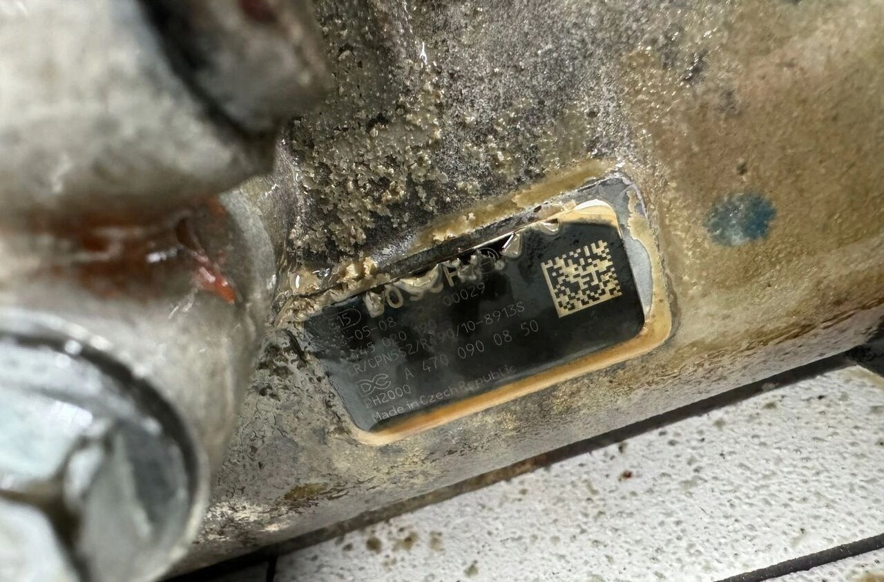 Mercedes-Benz Actros MP 4 A4700900850 truck - Топливный насос для Грузовиков: фото 5 Mercedes-Benz Actros MP 4 A4700900850 truck - Топливный насос для Грузовиков: фото 5