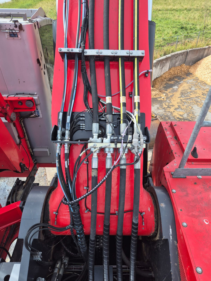 Mantsinen 90M - Портовая техника: фото 4 Mantsinen 90M - Портовая техника: фото 4