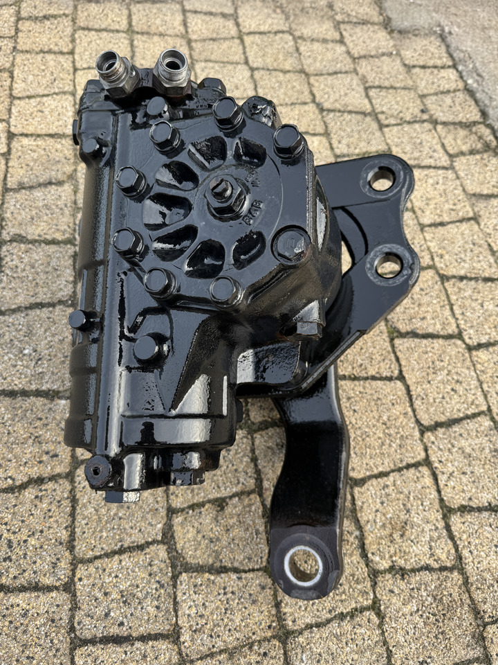 Ford F-Max 500 - Рулевая колонка: фото 4 Ford F-Max 500 - Рулевая колонка: фото 4