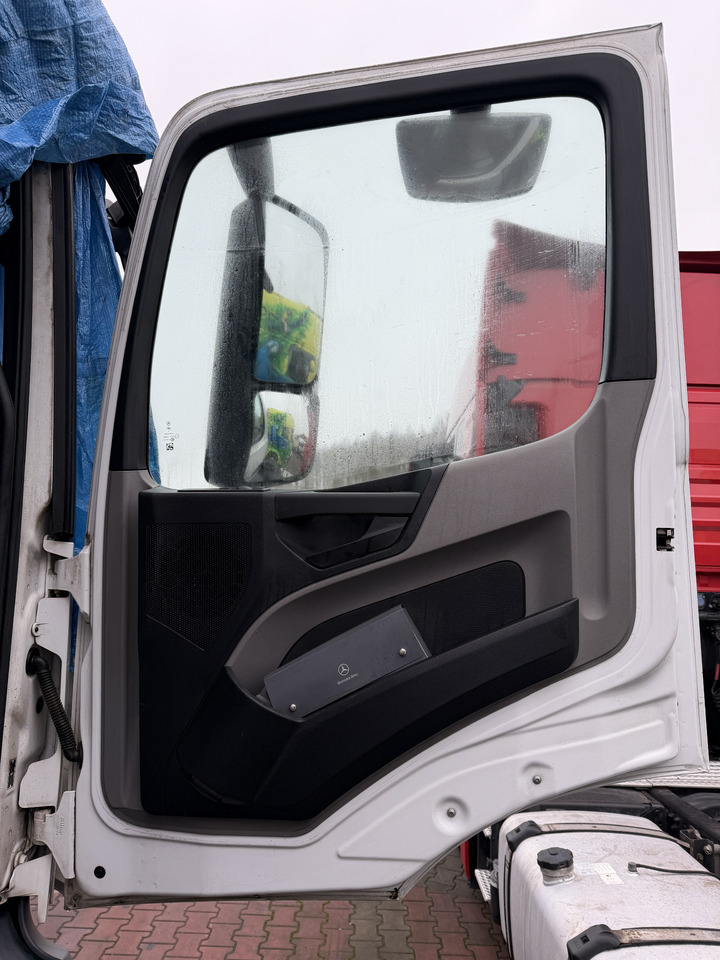 Mercedes Drzwi Kompletne Prawe Actros MP 4 Antos Arocs - Дверь и запчасти: фото 3 Mercedes Drzwi Kompletne Prawe Actros MP 4 Antos Arocs - Дверь и запчасти: фото 3