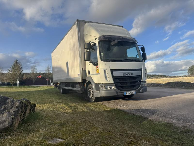 DAF LF 210 FA - Грузовик с закрытым кузовом: фото 1 DAF LF 210 FA - Грузовик с закрытым кузовом: фото 1