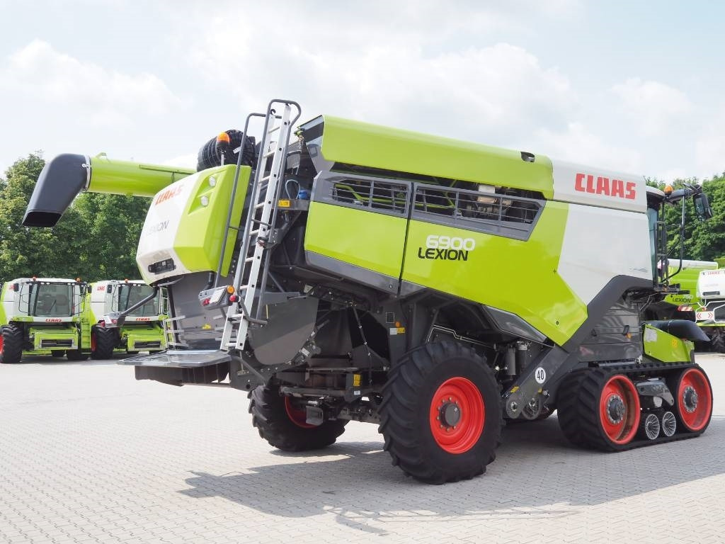 Claas Lexion 6900 TT + V930 - Зерноуборочный комбайн: фото 3 Claas Lexion 6900 TT + V930 - Зерноуборочный комбайн: фото 3