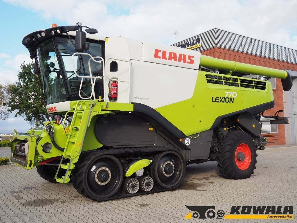 Claas Lexion 770 TT - Зерноуборочный комбайн: фото 1 Claas Lexion 770 TT - Зерноуборочный комбайн: фото 1