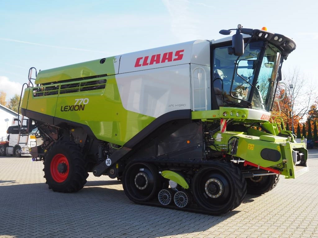 Claas Lexion 770TT 4x4 + V1200  - Зерноуборочный комбайн: фото 4 Claas Lexion 770TT 4x4 + V1200  - Зерноуборочный комбайн: фото 4