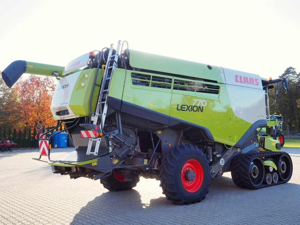 Claas Lexion 770TT 4x4 + V1200  - Зерноуборочный комбайн: фото 3 Claas Lexion 770TT 4x4 + V1200  - Зерноуборочный комбайн: фото 3