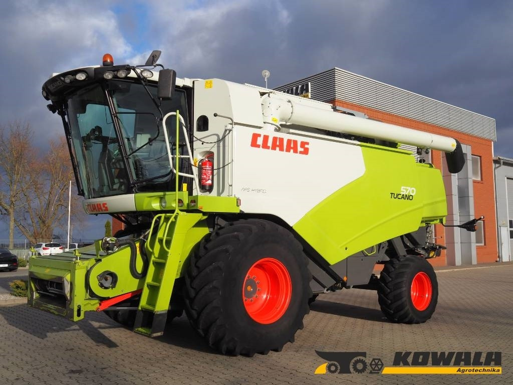 Claas Tucano 570 GPS + V770 - Зерноуборочный комбайн: фото 1 Claas Tucano 570 GPS + V770 - Зерноуборочный комбайн: фото 1