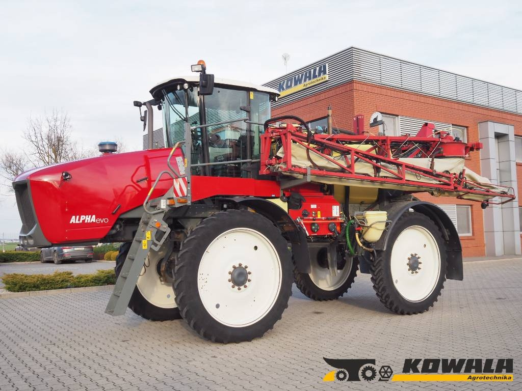 Hardi ALPHA Evo 4100i TWIN - Самоходный опрыскиватель: фото 1 Hardi ALPHA Evo 4100i TWIN - Самоходный опрыскиватель: фото 1