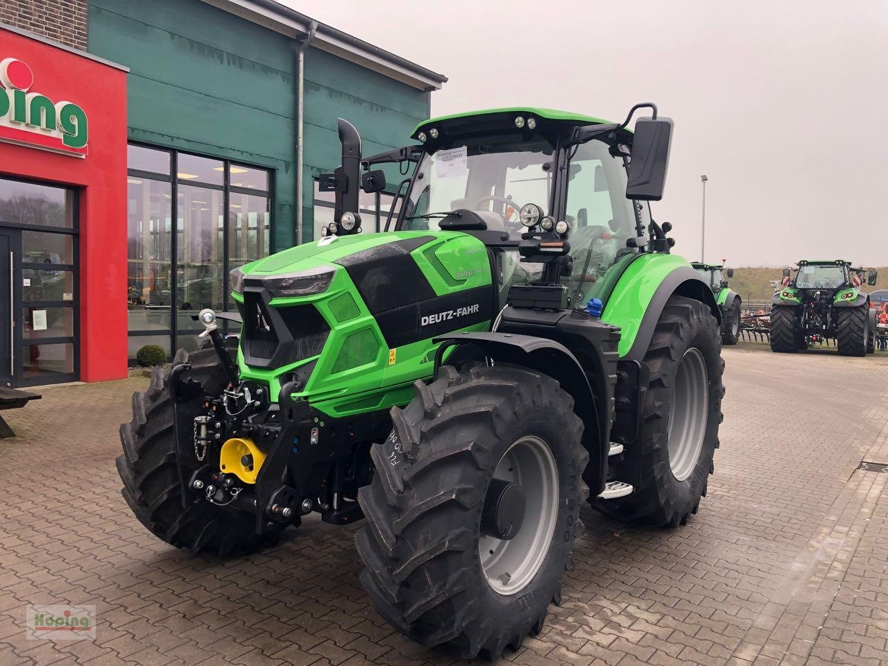 Deutz-Fahr Deutz 6160.4 TTV - Трактор: фото 2 Deutz-Fahr Deutz 6160.4 TTV - Трактор: фото 2