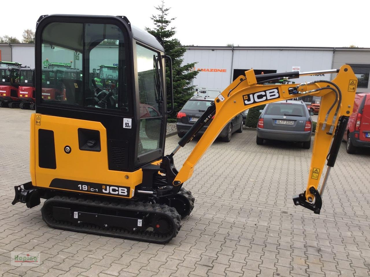 JCB 19C-1 - Мини-экскаватор: фото 3 JCB 19C-1 - Мини-экскаватор: фото 3