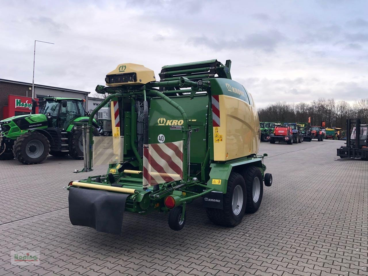 Krone Comprima CF 155 XC - Пресс-подборщик рулонный: фото 4 Krone Comprima CF 155 XC - Пресс-подборщик рулонный: фото 4