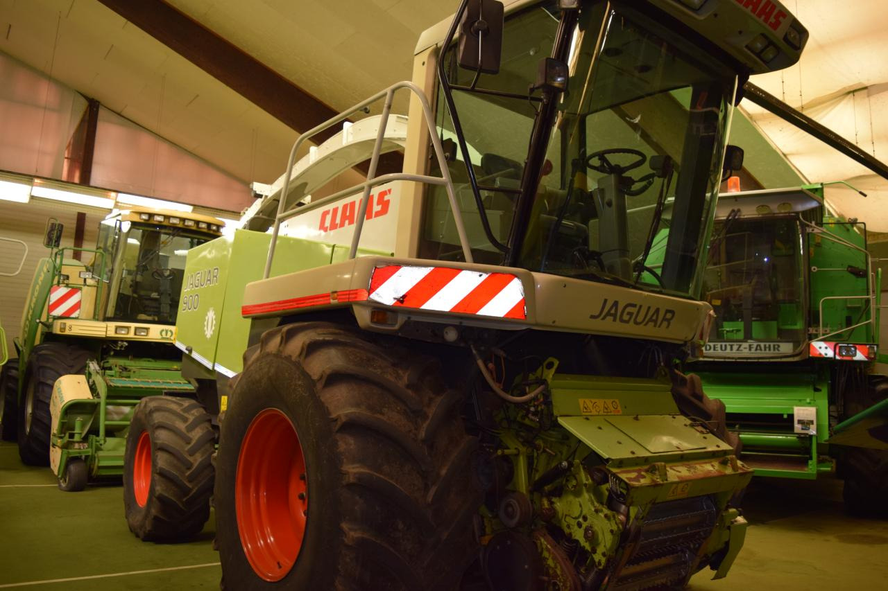 CLAAS Jaguar 900 - Кормоуборочный комбайн: фото 3 CLAAS Jaguar 900 - Кормоуборочный комбайн: фото 3
