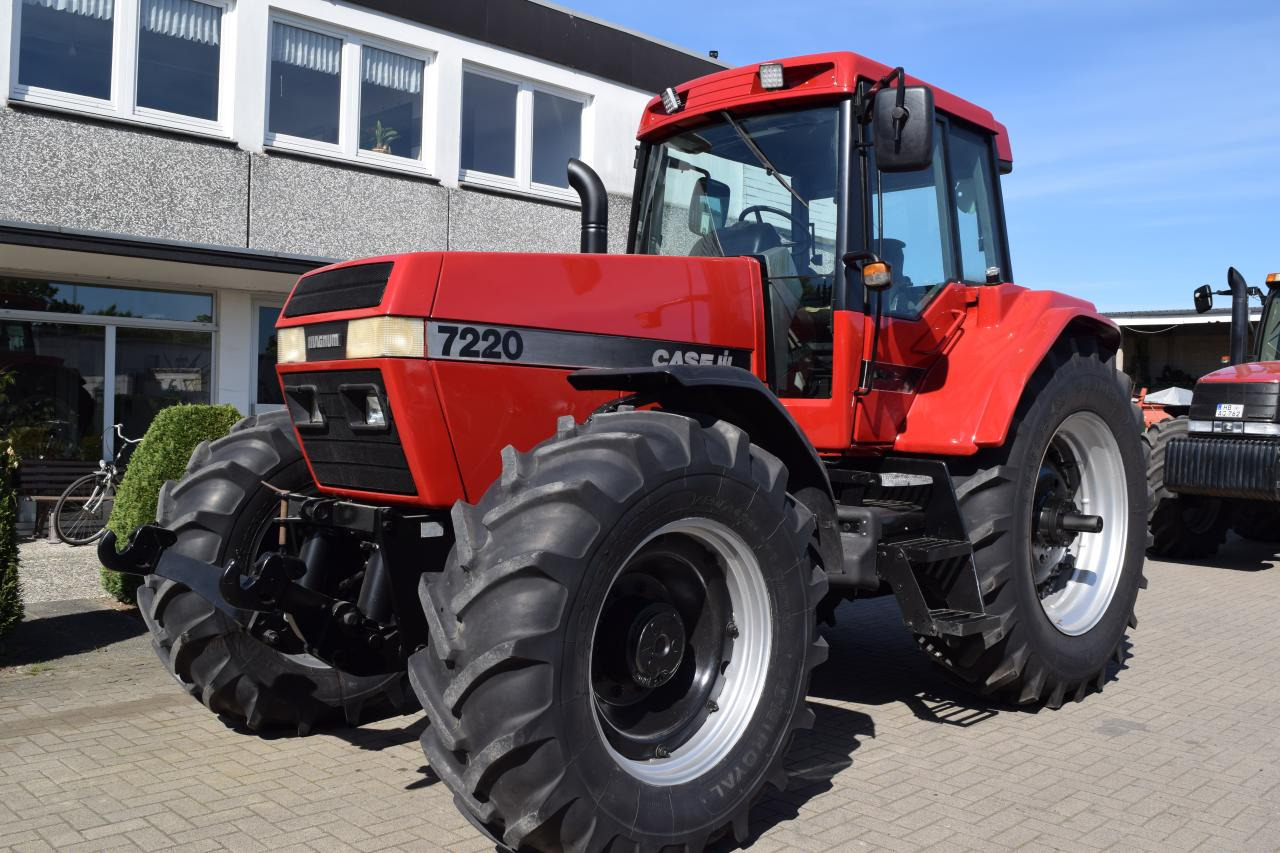 Case-IH 7220 Magnum - Трактор: фото 1 Case-IH 7220 Magnum - Трактор: фото 1