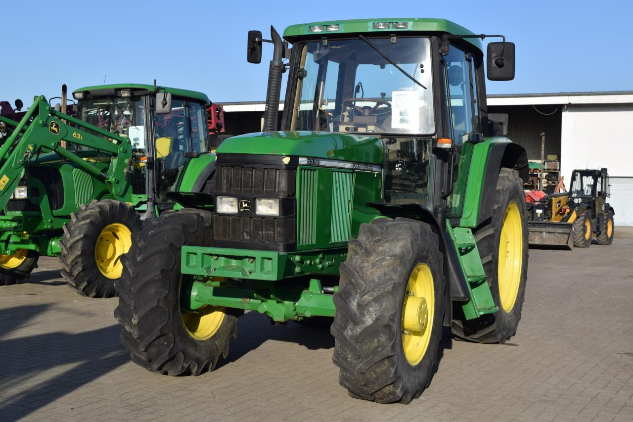 John Deere 6510 - Трактор: фото 2 John Deere 6510 - Трактор: фото 2
