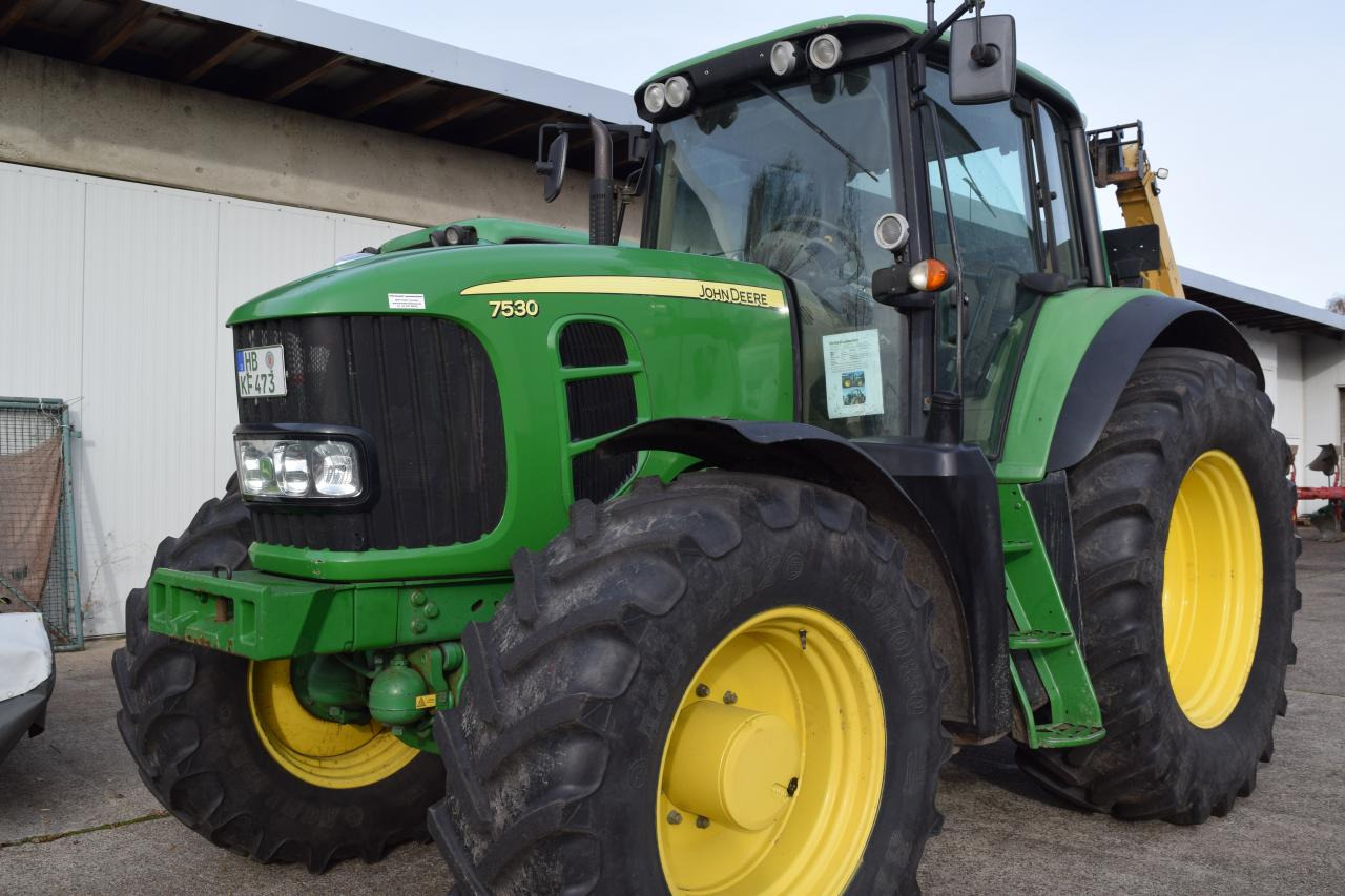 John Deere 7530 Premium - Трактор: фото 2 John Deere 7530 Premium - Трактор: фото 2
