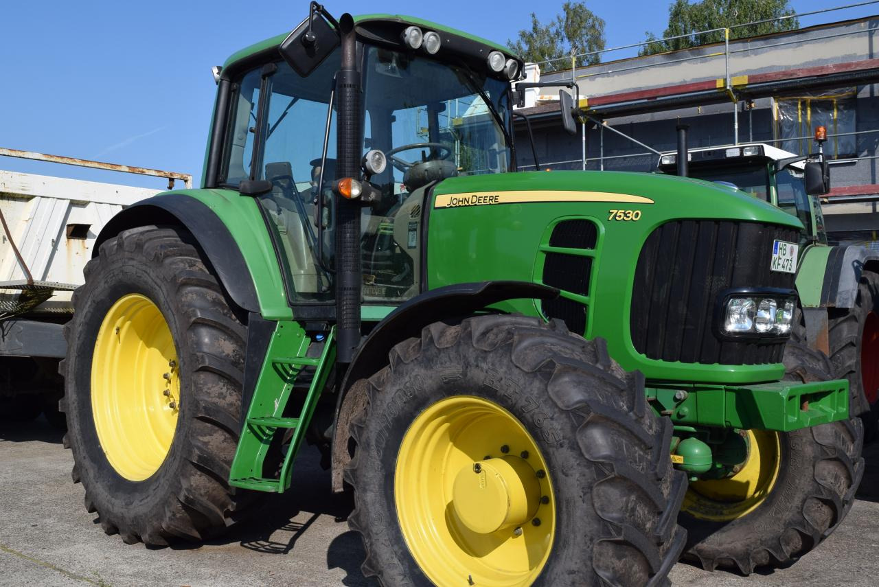 John Deere 7530 Premium - Трактор: фото 2 John Deere 7530 Premium - Трактор: фото 2