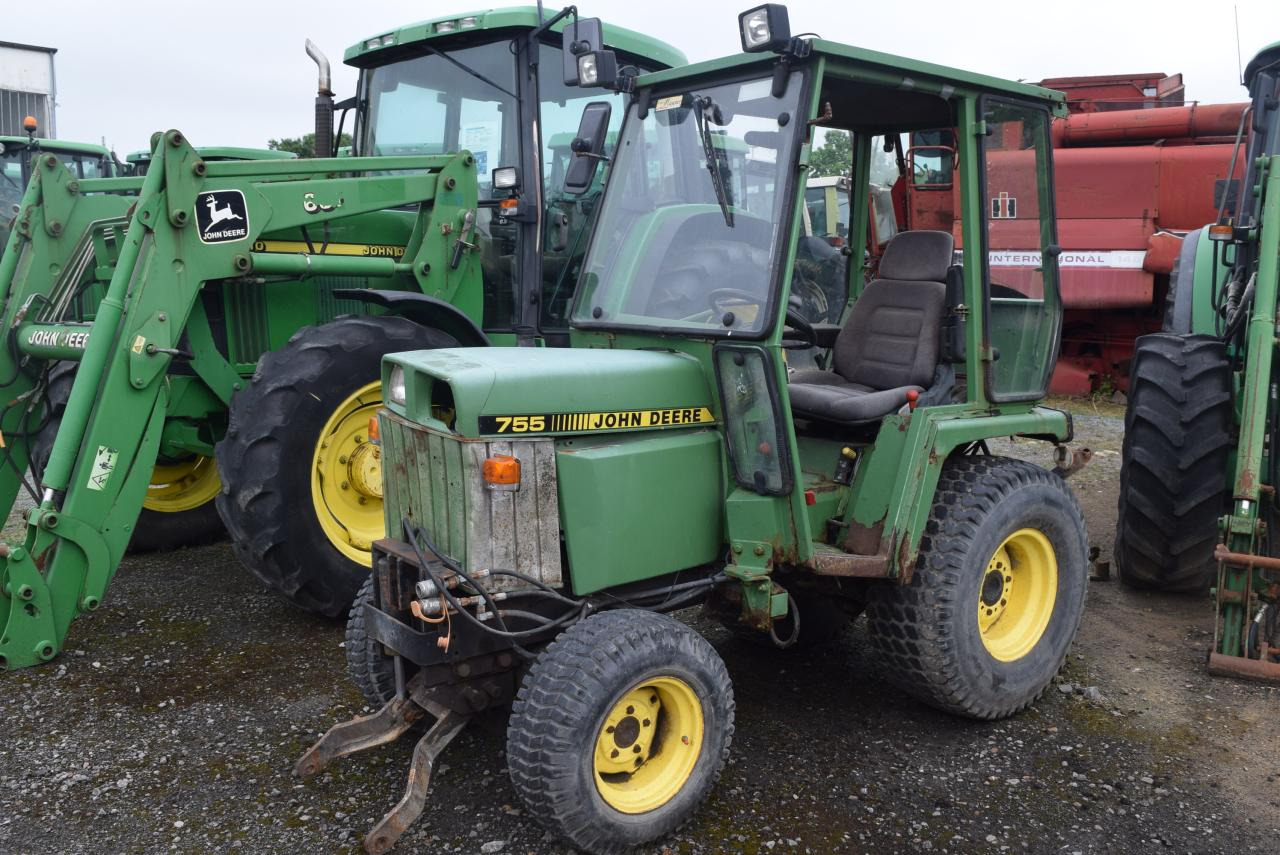 John Deere 755 - Трактор: фото 2 John Deere 755 - Трактор: фото 2