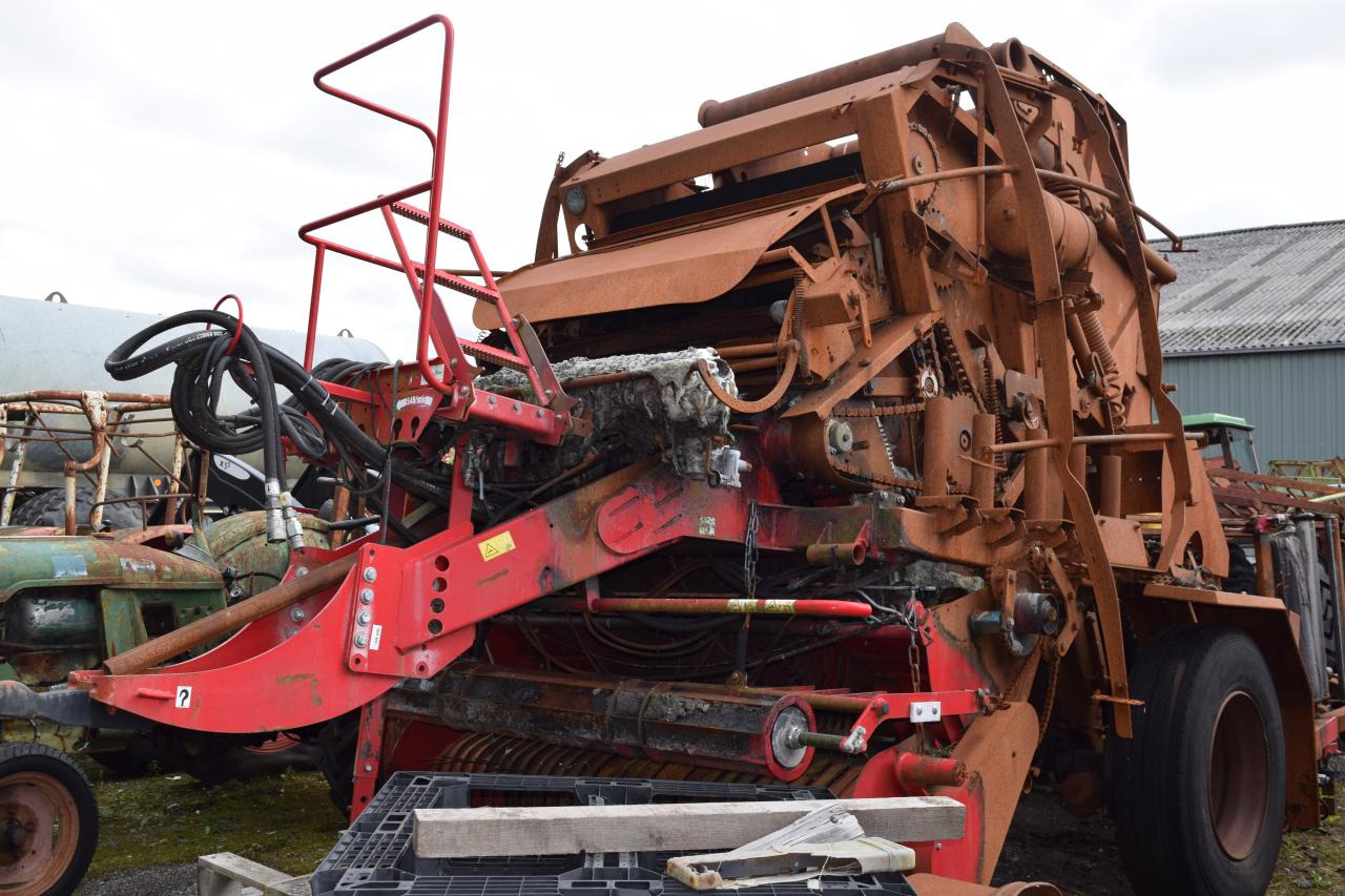 Lely Welger *zur Teileverwertung* - Пресс-подборщик рулонный: фото 2 Lely Welger *zur Teileverwertung* - Пресс-подборщик рулонный: фото 2