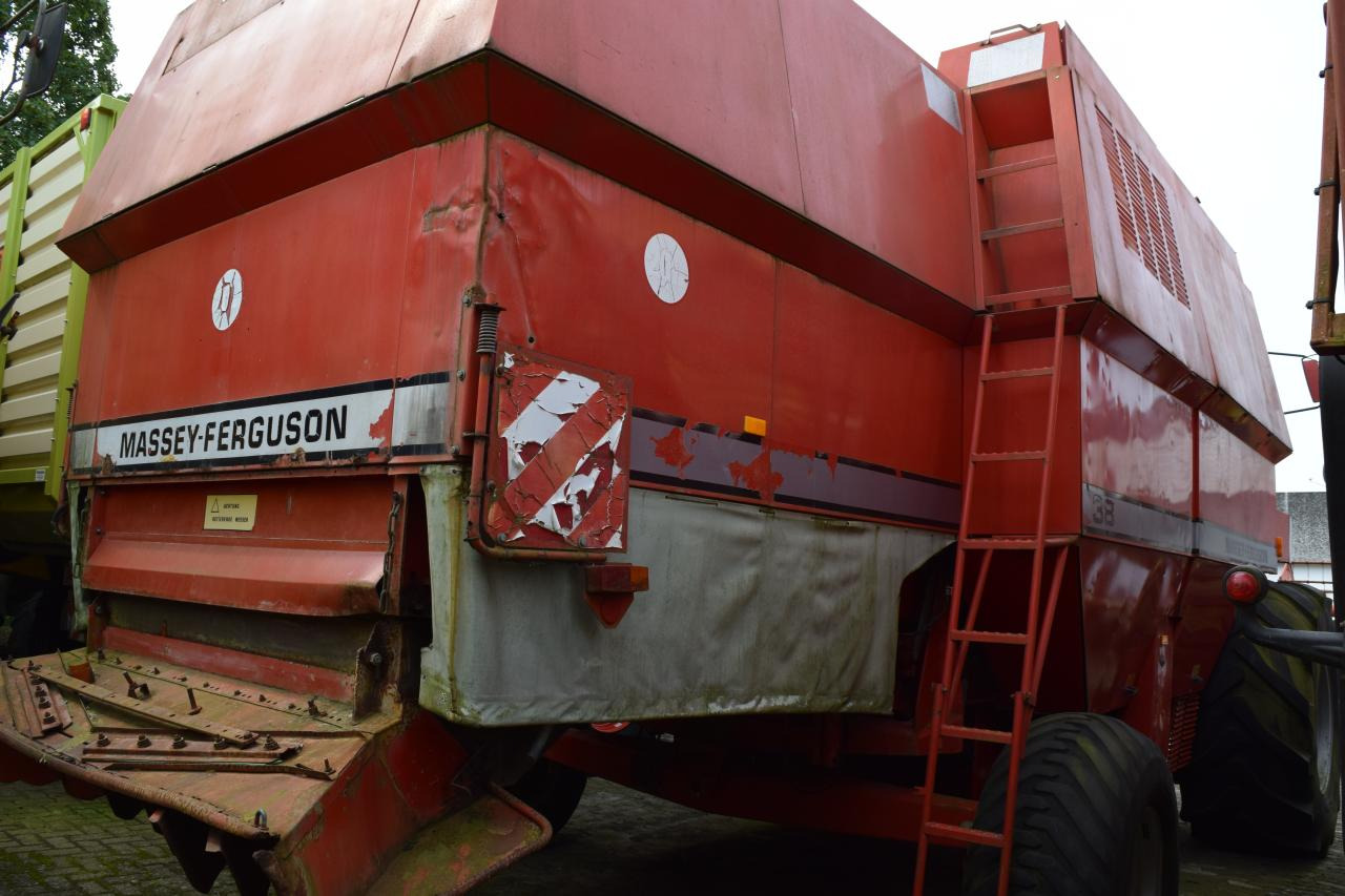 Massey Ferguson MF 38 - Зерноуборочный комбайн: фото 5 Massey Ferguson MF 38 - Зерноуборочный комбайн: фото 5