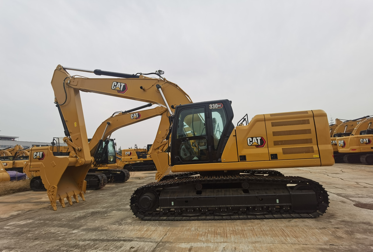 CAT 330GC - Гусеничный экскаватор: фото 1 CAT 330GC - Гусеничный экскаватор: фото 1