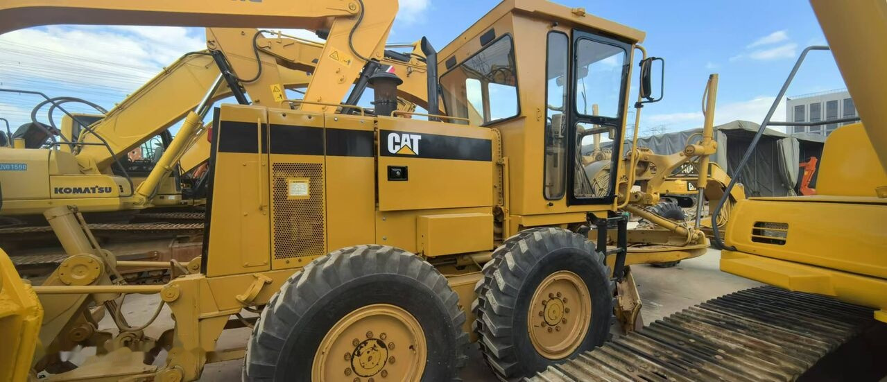 Caterpillar 140H - Грейдер: фото 1 Caterpillar 140H - Грейдер: фото 1