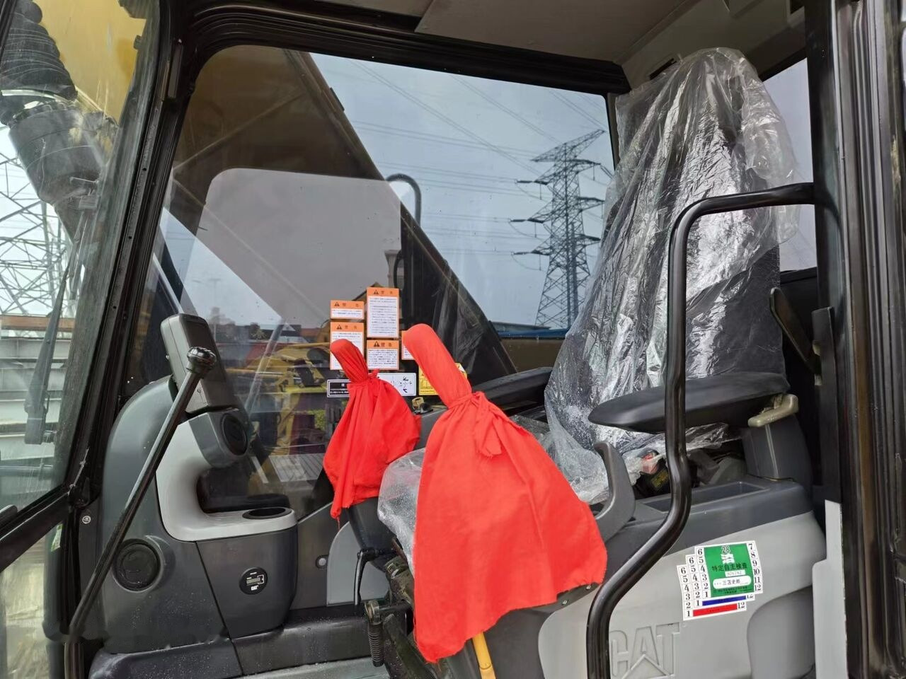 Гусеничный экскаватор Caterpillar 320D2: фото 10 Гусеничный экскаватор Caterpillar 320D2: фото 10