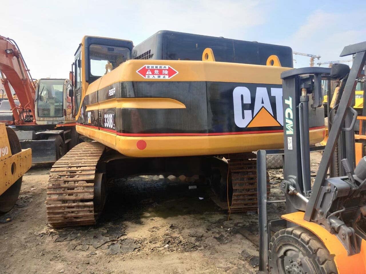 Caterpillar 330BL - Гусеничный экскаватор: фото 1 Caterpillar 330BL - Гусеничный экскаватор: фото 1