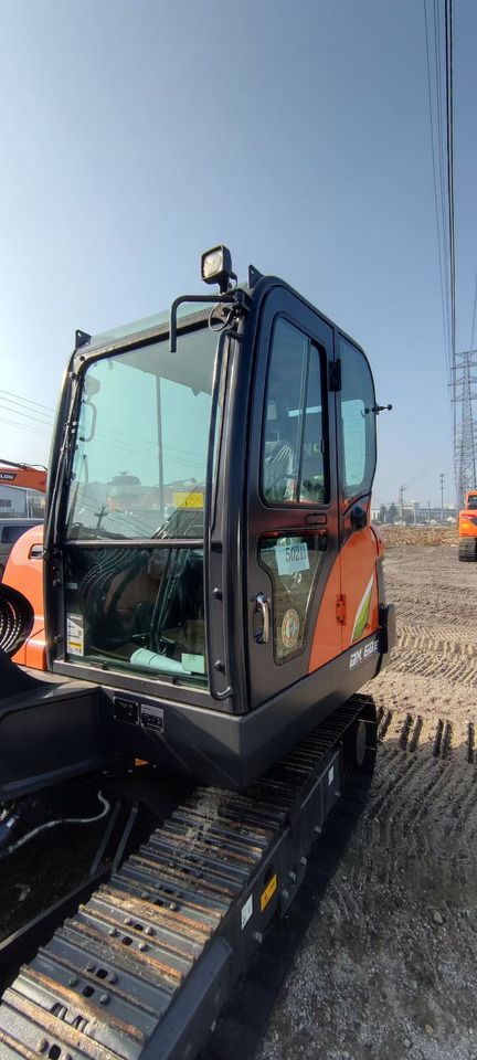 DOOSAN DX60E - Мини-экскаватор: фото 3 DOOSAN DX60E - Мини-экскаватор: фото 3