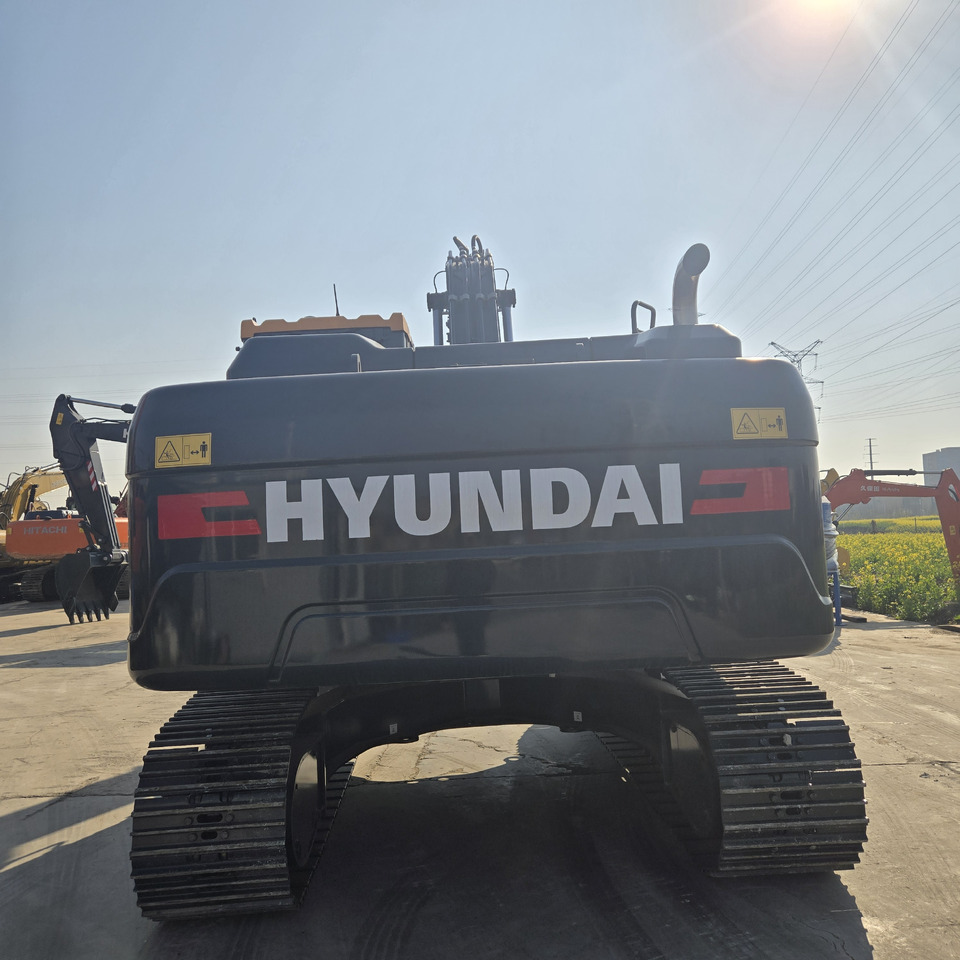 HYUNDAI HX220L - Гусеничный экскаватор: фото 3 HYUNDAI HX220L - Гусеничный экскаватор: фото 3