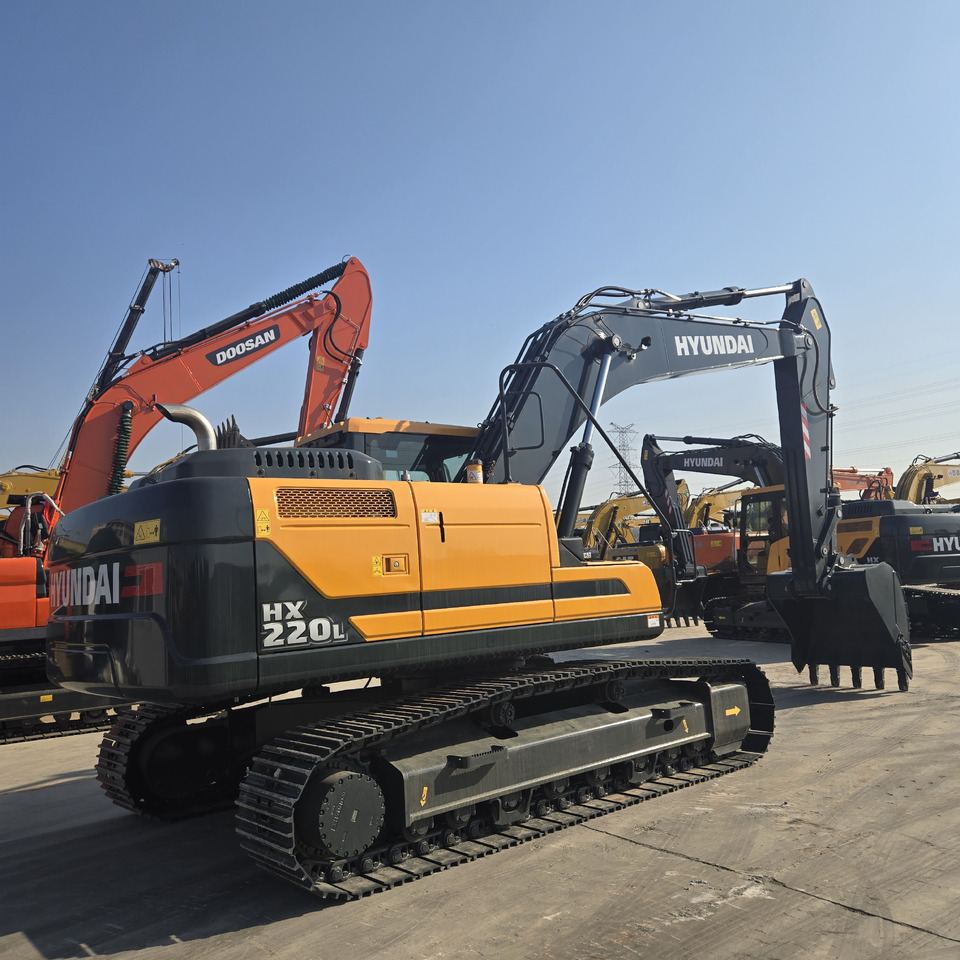 HYUNDAI HX220L - Гусеничный экскаватор: фото 4 HYUNDAI HX220L - Гусеничный экскаватор: фото 4
