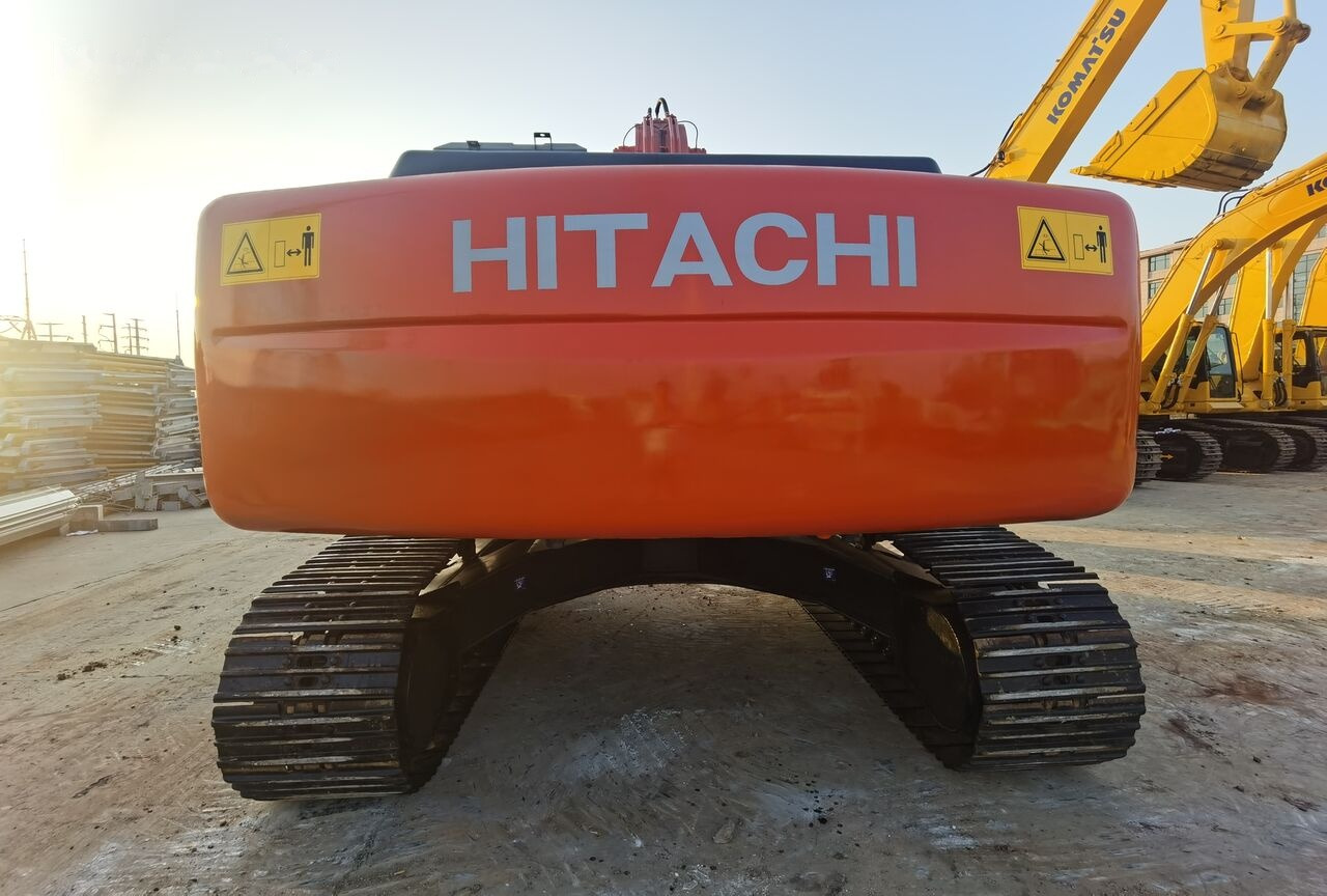 Hitachi ZX240 - Гусеничный экскаватор: фото 5 Hitachi ZX240 - Гусеничный экскаватор: фото 5