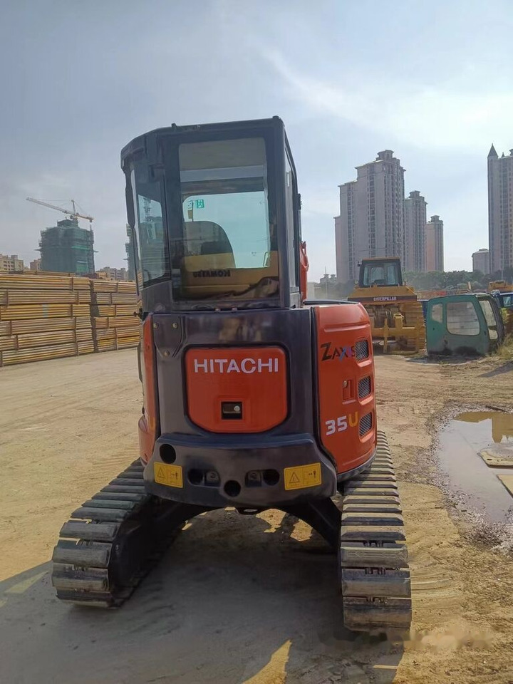 Hitachi ZX35U-5A - Мини-экскаватор: фото 2 Hitachi ZX35U-5A - Мини-экскаватор: фото 2