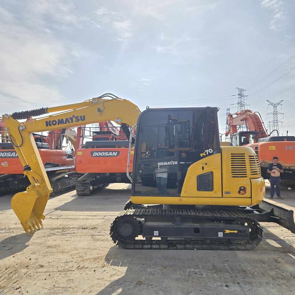 KOMATSU PC70-8 - Мини-экскаватор: фото 4 KOMATSU PC70-8 - Мини-экскаватор: фото 4