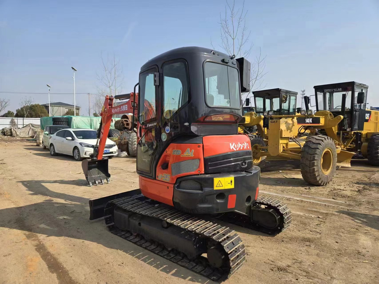 KUBOTA U35 - Мини-экскаватор: фото 2 KUBOTA U35 - Мини-экскаватор: фото 2