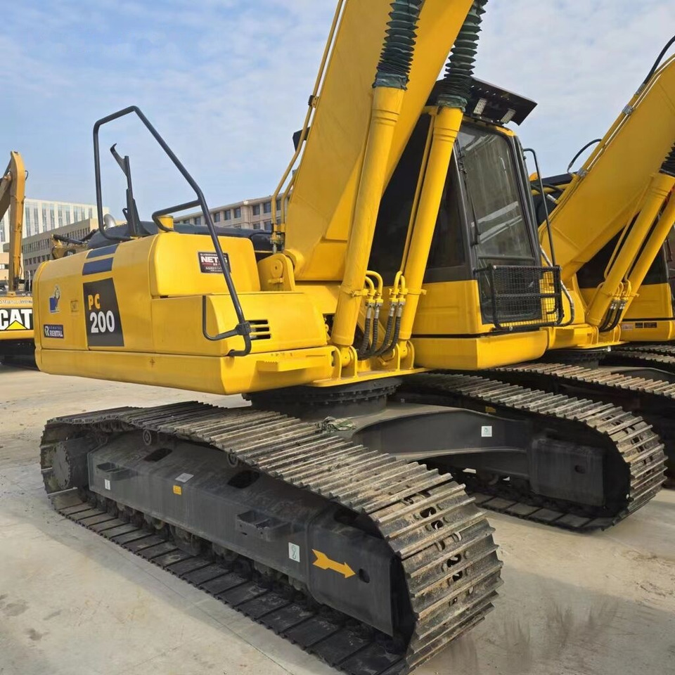 Komatsu PC200-8 - Гусеничный экскаватор: фото 4 Komatsu PC200-8 - Гусеничный экскаватор: фото 4