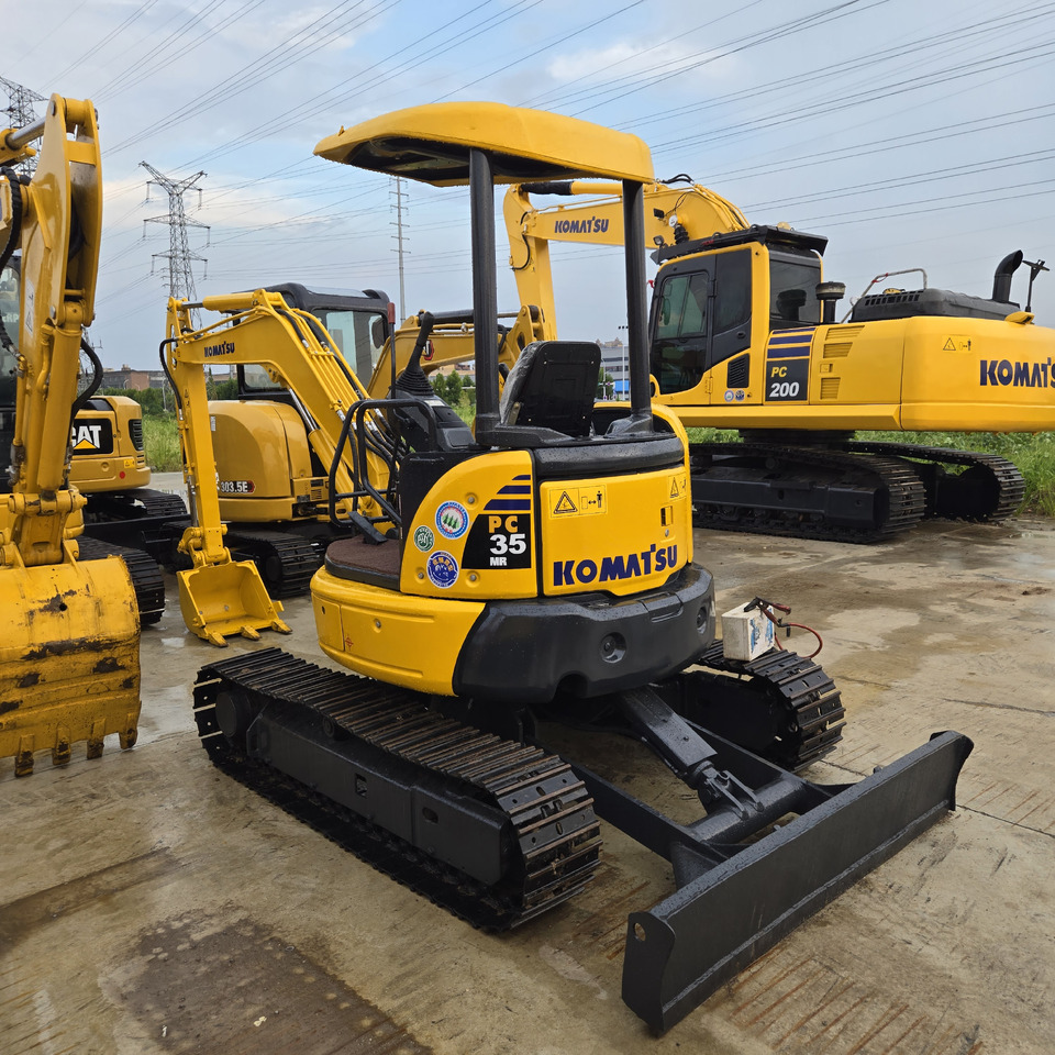 Komatsu PC35MR - Мини-экскаватор: фото 1 Komatsu PC35MR - Мини-экскаватор: фото 1