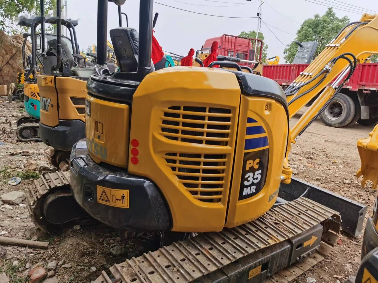 Komatsu PC35MR - Мини-экскаватор: фото 1 Komatsu PC35MR - Мини-экскаватор: фото 1