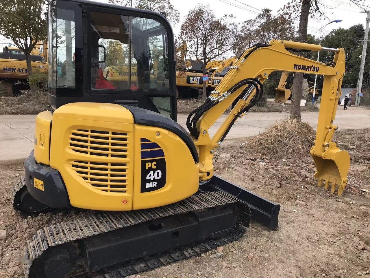 Komatsu PC40MR - Мини-экскаватор: фото 3 Komatsu PC40MR - Мини-экскаватор: фото 3