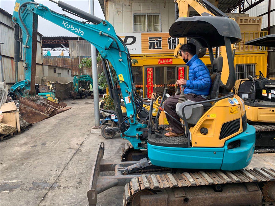 Kubota U35-5 - Мини-экскаватор: фото 2 Kubota U35-5 - Мини-экскаватор: фото 2