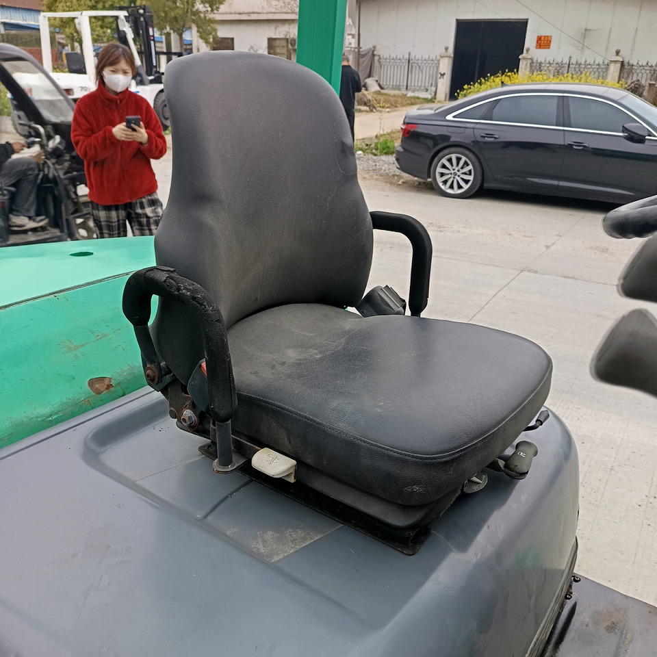 Дизельный погрузчик Mitsubishi FD30: фото 10