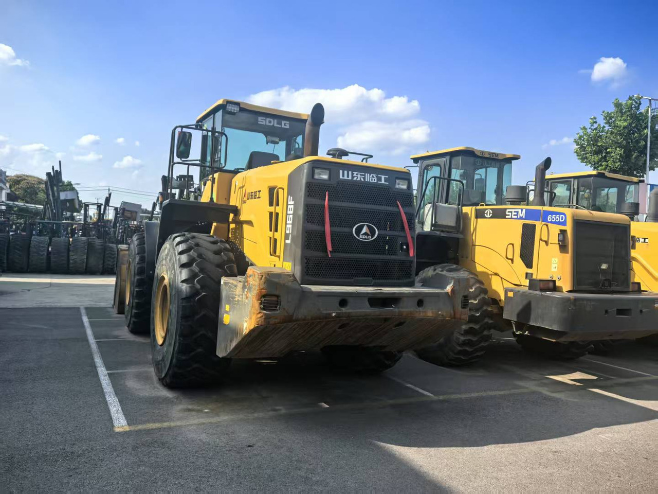 SDLG L968F - Колёсный погрузчик: фото 2 SDLG L968F - Колёсный погрузчик: фото 2