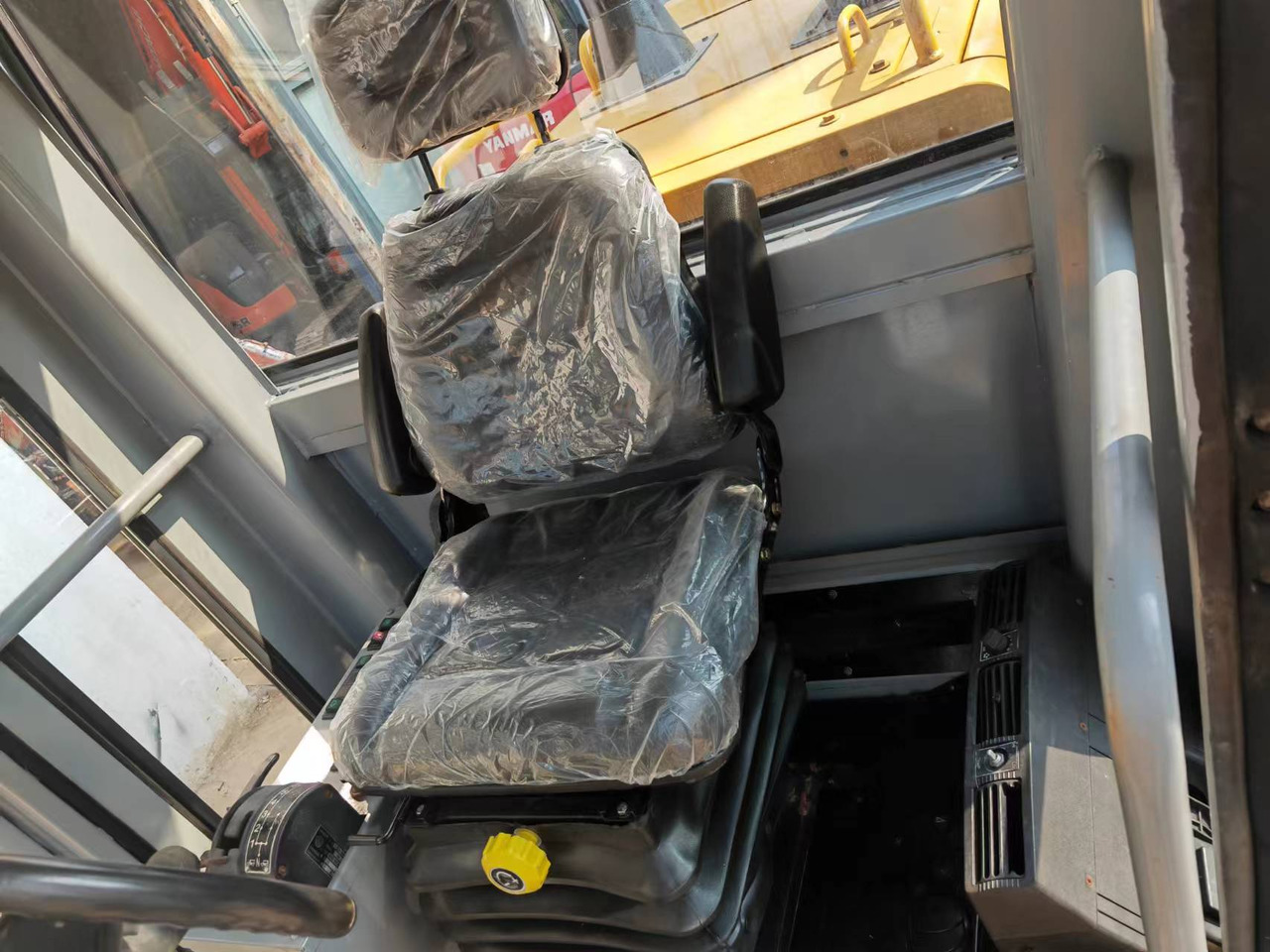 SEM 919 - Грейдер: фото 2 SEM 919 - Грейдер: фото 2