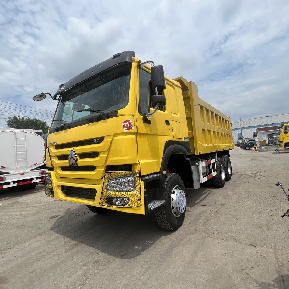 SINOTRUK HOWO 6x4 - Самосвал: фото 1 SINOTRUK HOWO 6x4 - Самосвал: фото 1