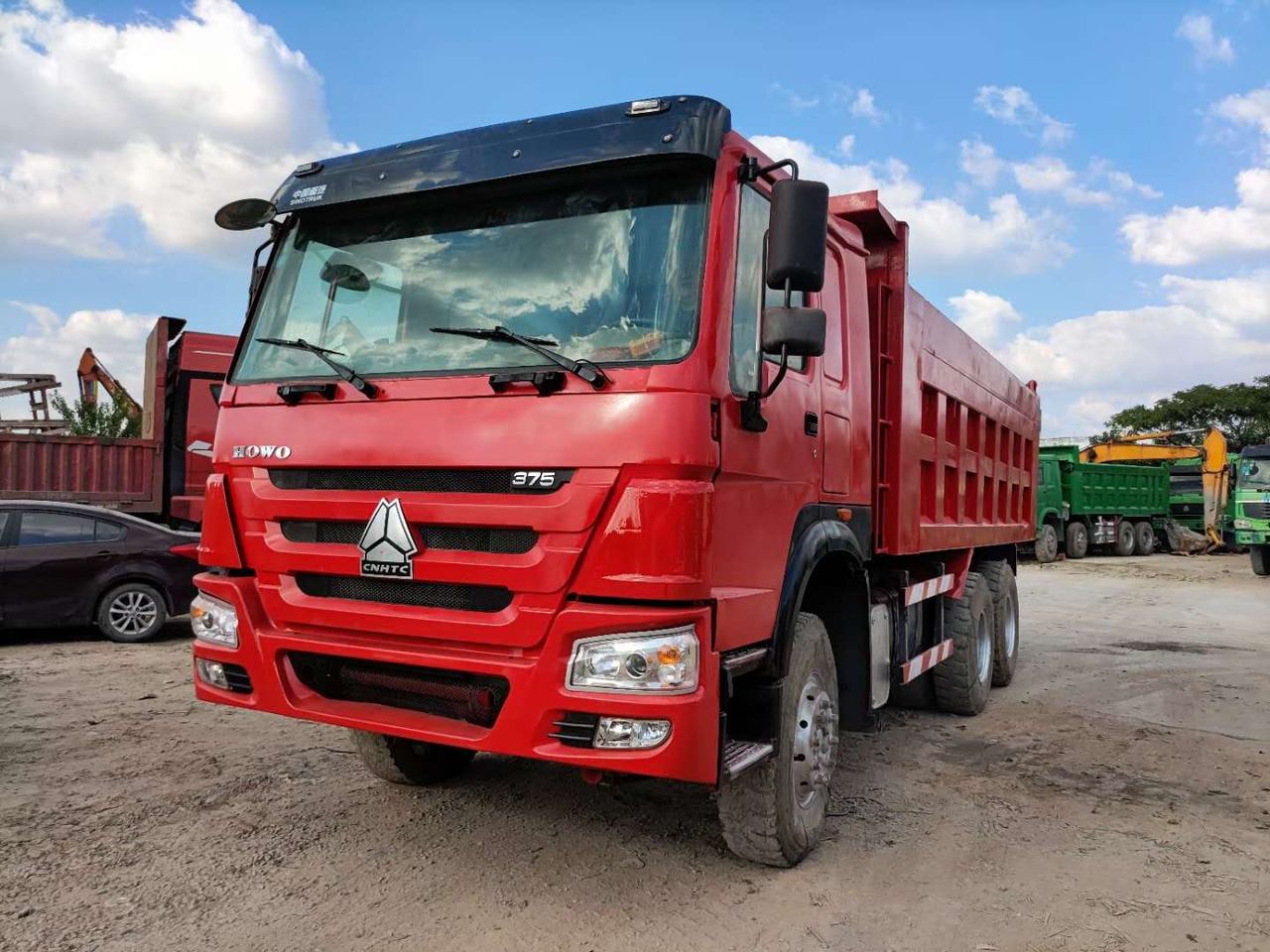SINOTRUK HOWO 6x4 - Самосвал: фото 1 SINOTRUK HOWO 6x4 - Самосвал: фото 1