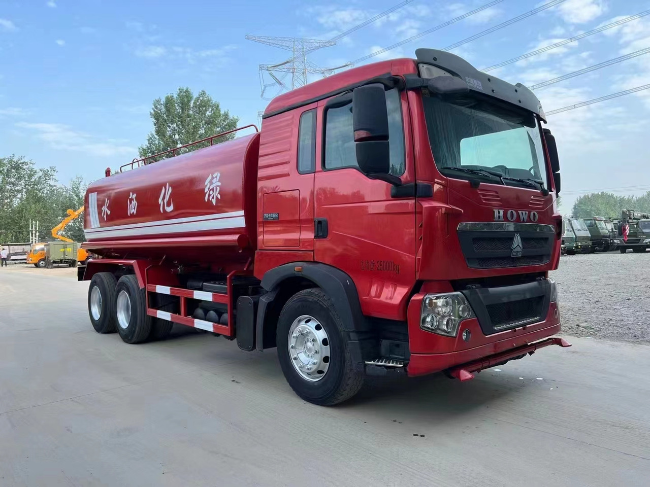 SINOTRUK HOWO sprinkler - Грузовик-цистерна: фото 4 SINOTRUK HOWO sprinkler - Грузовик-цистерна: фото 4