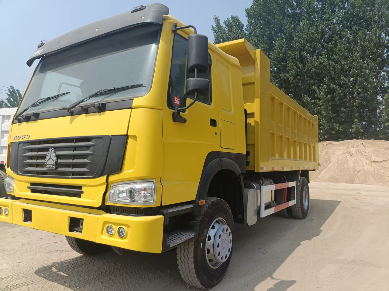 SINOTRUK Howo 4*2 - Самосвал: фото 1 SINOTRUK Howo 4*2 - Самосвал: фото 1