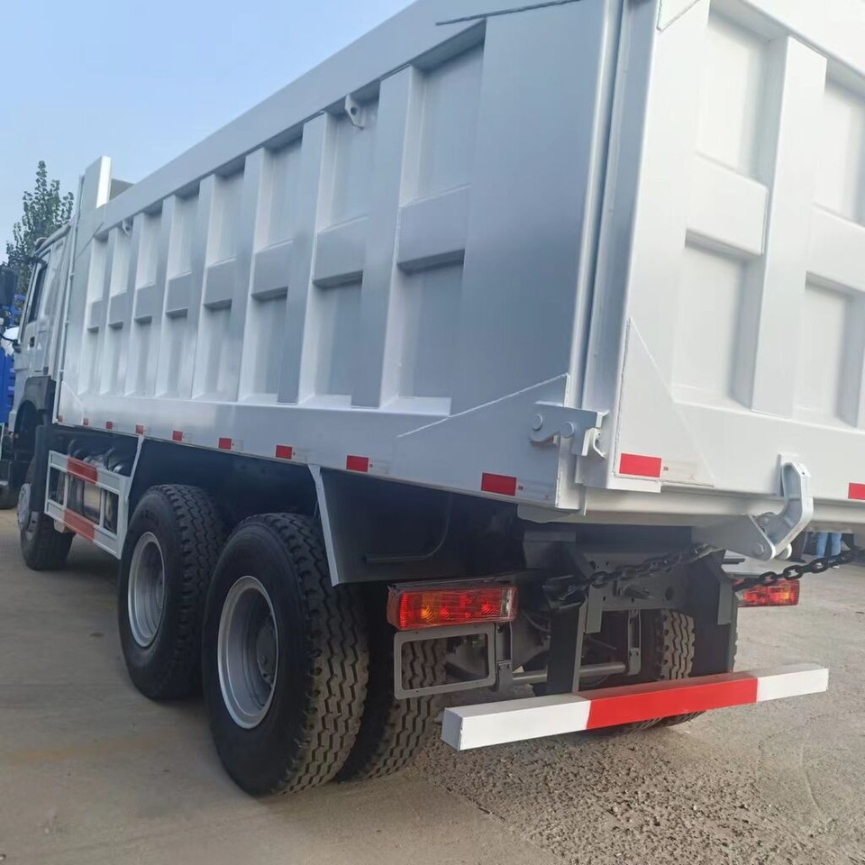 Sinotruk Howo 6*4 - Самосвал: фото 3 Sinotruk Howo 6*4 - Самосвал: фото 3