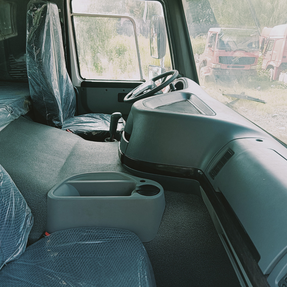 SINOTRUK HOWO - Тягач: фото 5 SINOTRUK HOWO - Тягач: фото 5